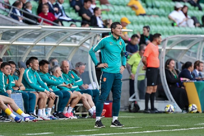 搜狐体育-邵佳一承担国足输球全责，称队员表现满分|喀麦隆|亚洲|中国男足|队伍|教练_新浪体育_新浪新闻